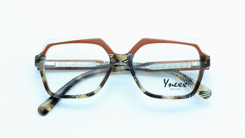 YNA111 C01