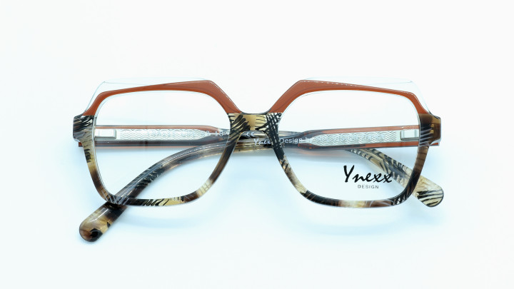 YNA111 C01